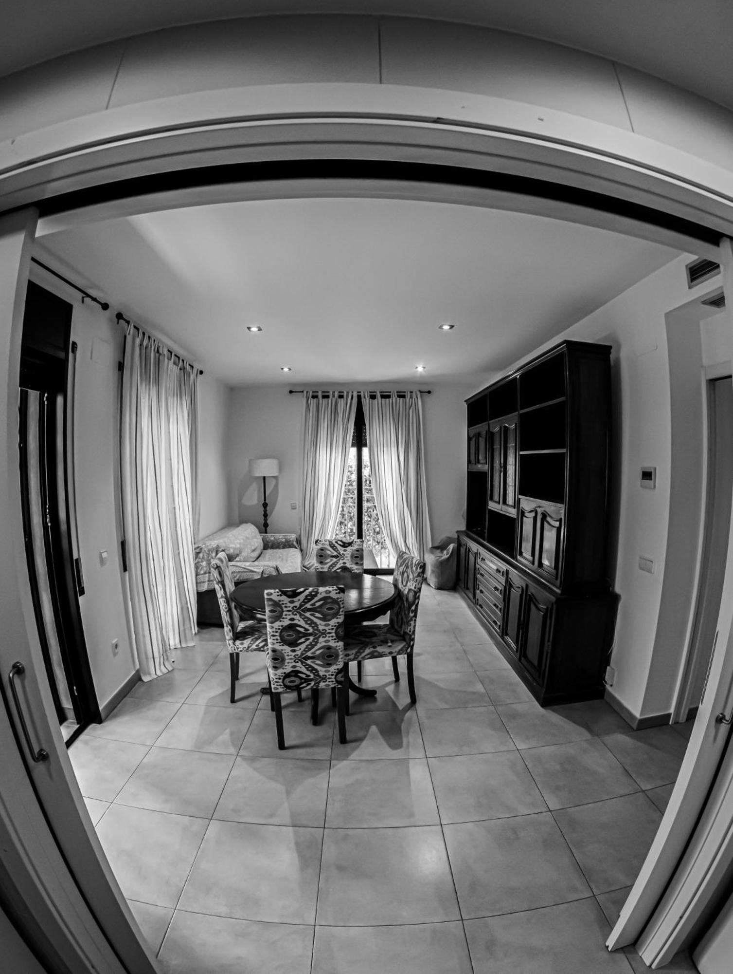 Inass Apartment Sitges Bagian luar foto