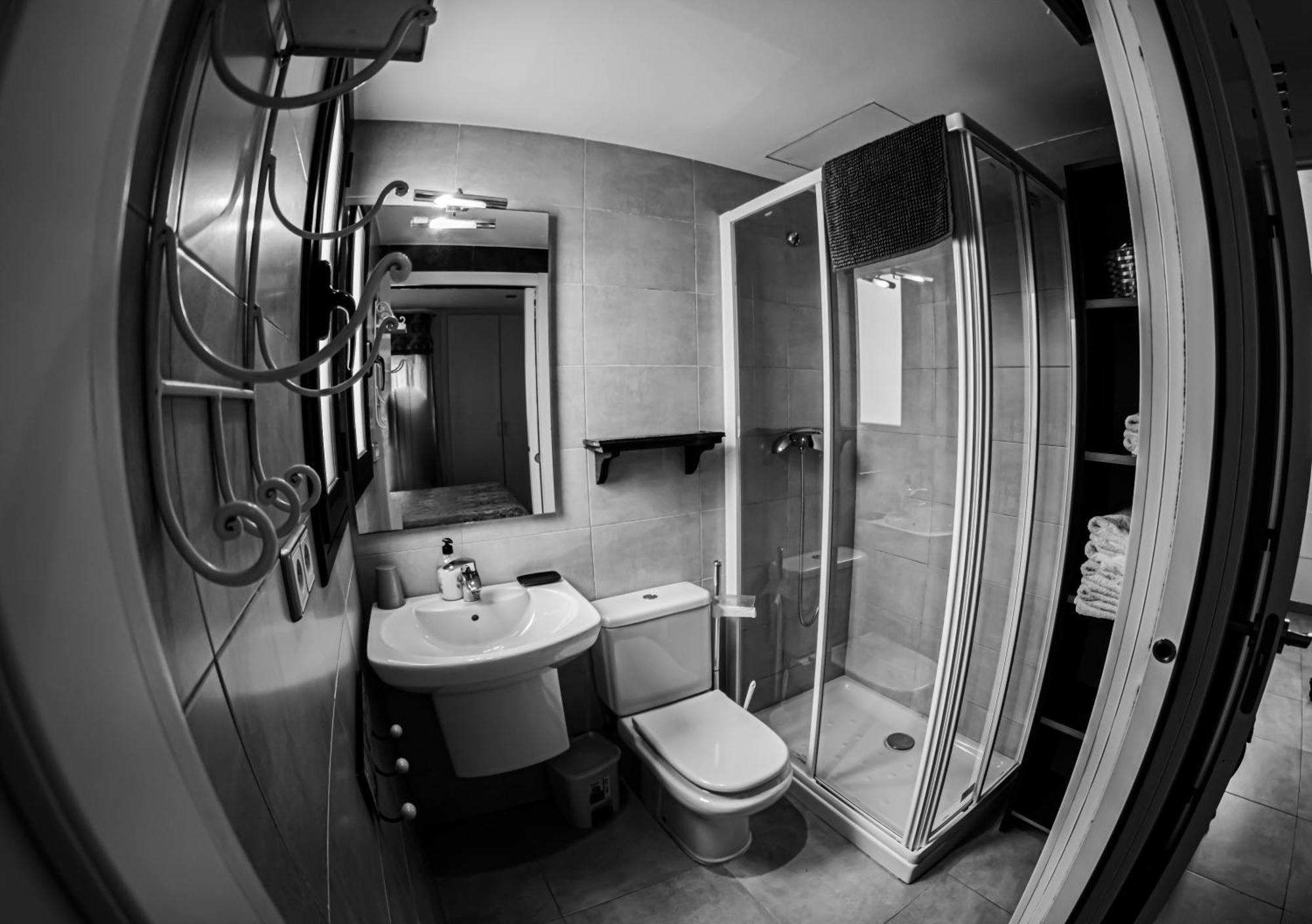 Inass Apartment Sitges Bagian luar foto