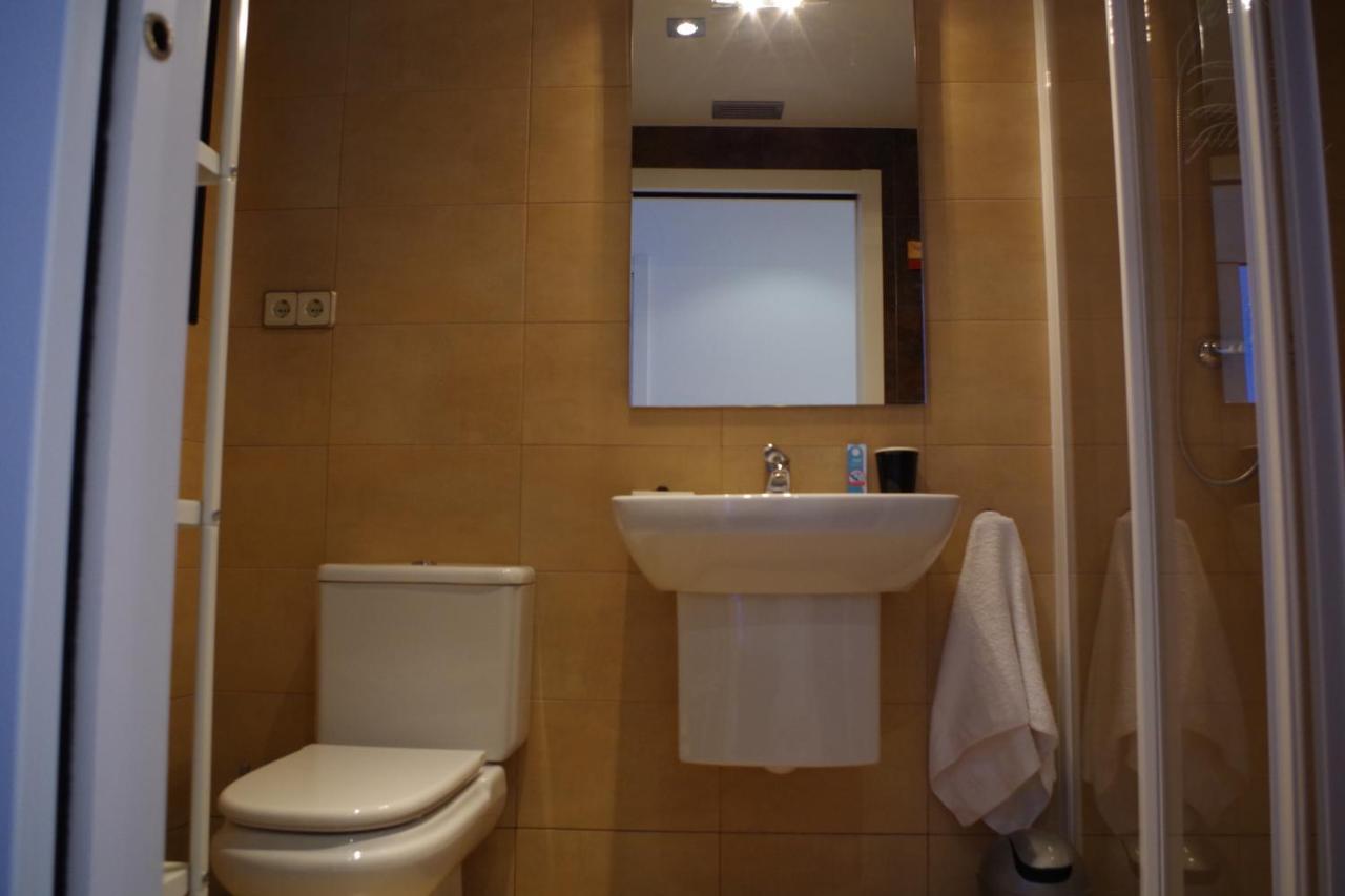 Inass Apartment Sitges Bagian luar foto