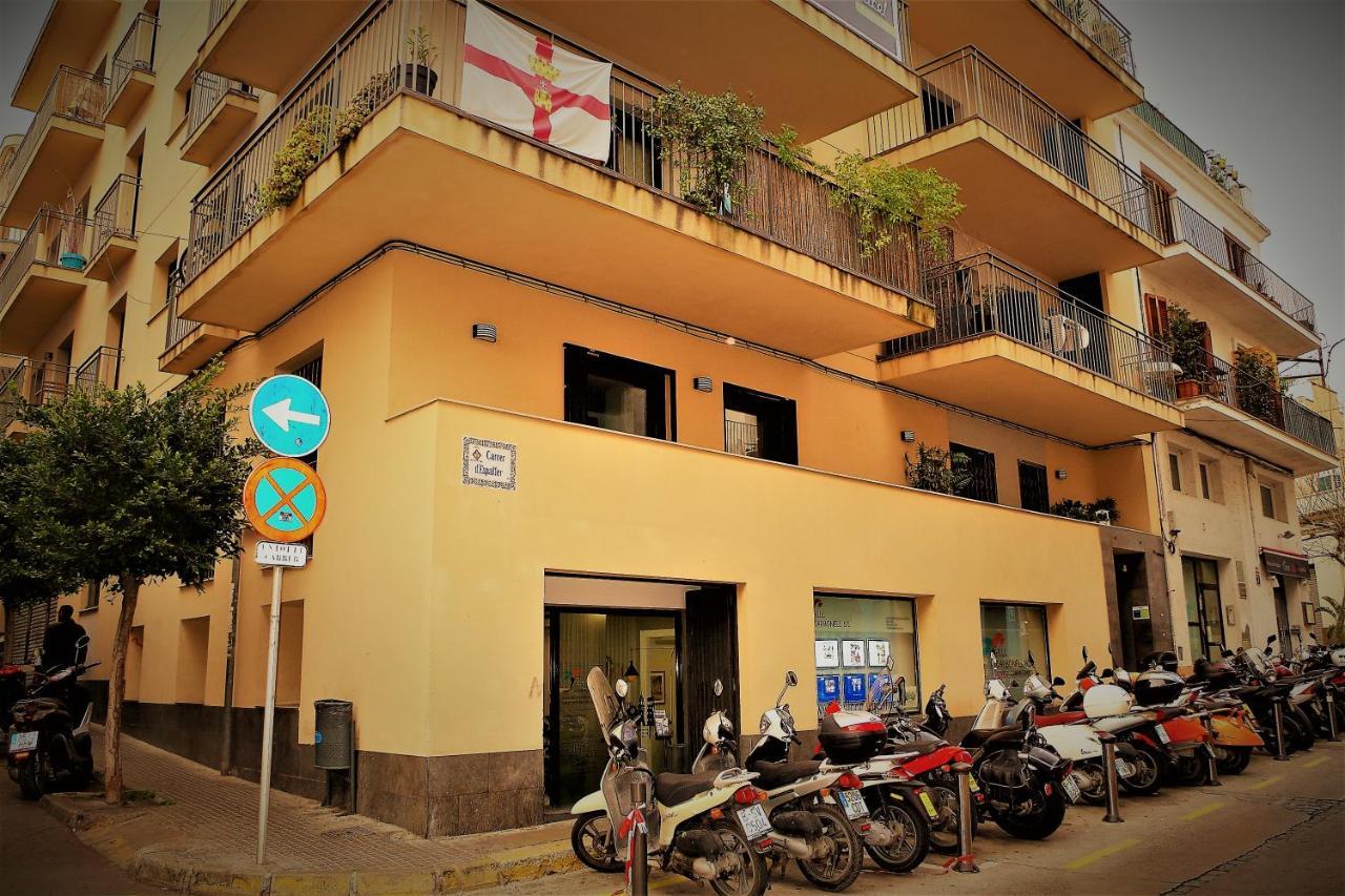 Inass Apartment Sitges Bagian luar foto